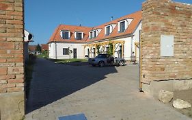 Vila Vlastovka